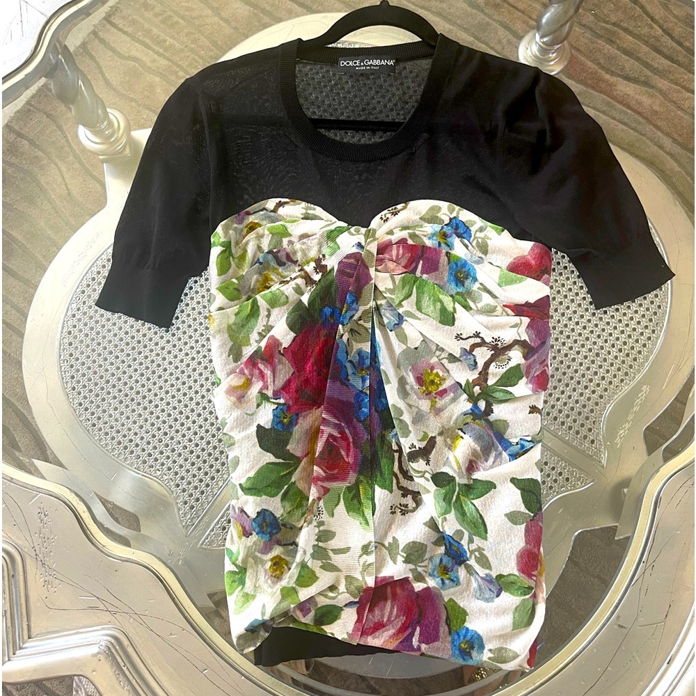 Vintage Dolce & Gabbana Black Floral Printed Drape Short Sleeve top Size S
